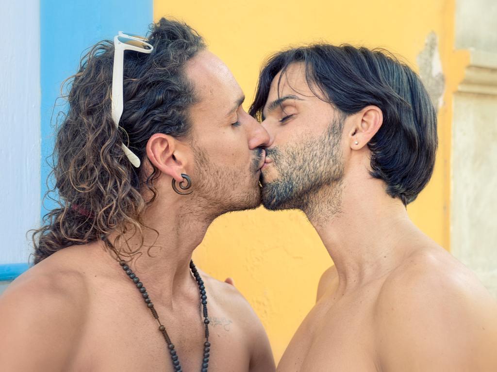 couple men gay bisexual health